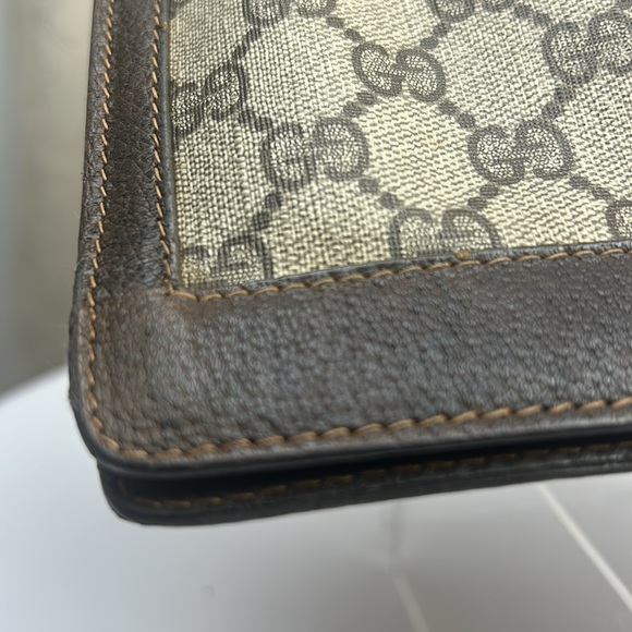Gucci Sherry Line Monogram Clutch - Picture 2 of 16